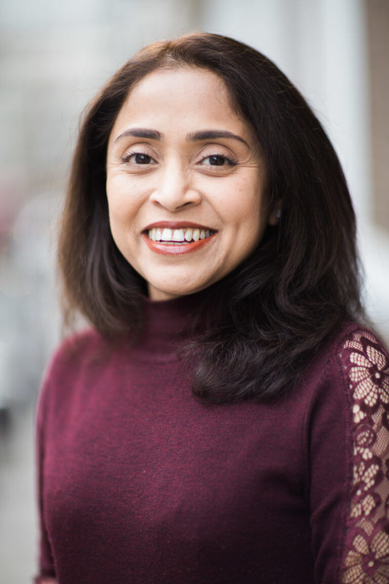 Dr Riffat Ara